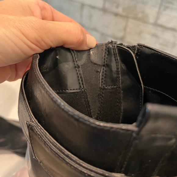 AEROSOLES Tall Black Boots, Size 8 - Picture 12 of 13